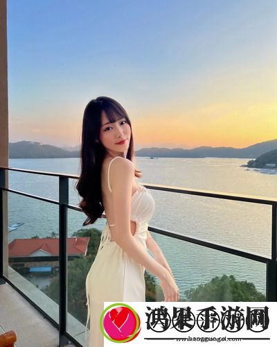 一面膜胸口一面吃下部位，逆袭肌肤的秘密，网友纷纷感叹：这波操作我给满分！