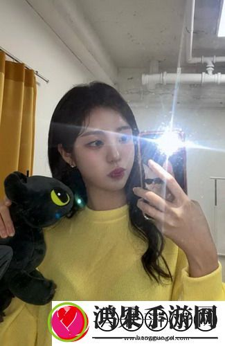 当“年轻朋友的妻子3”成为热议话题：这背后藏着的秘密与启示