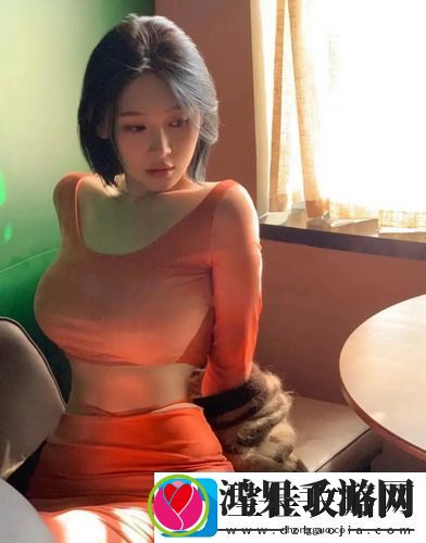 扌喿辶畐与畐畬的细致对比