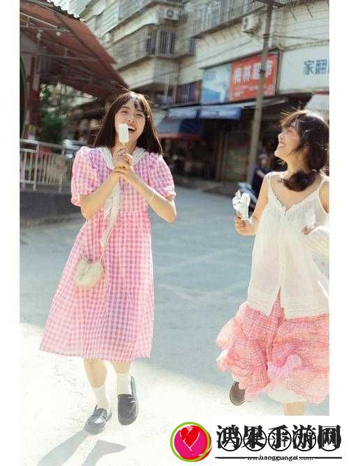 双胞胎姐妹齐上阵